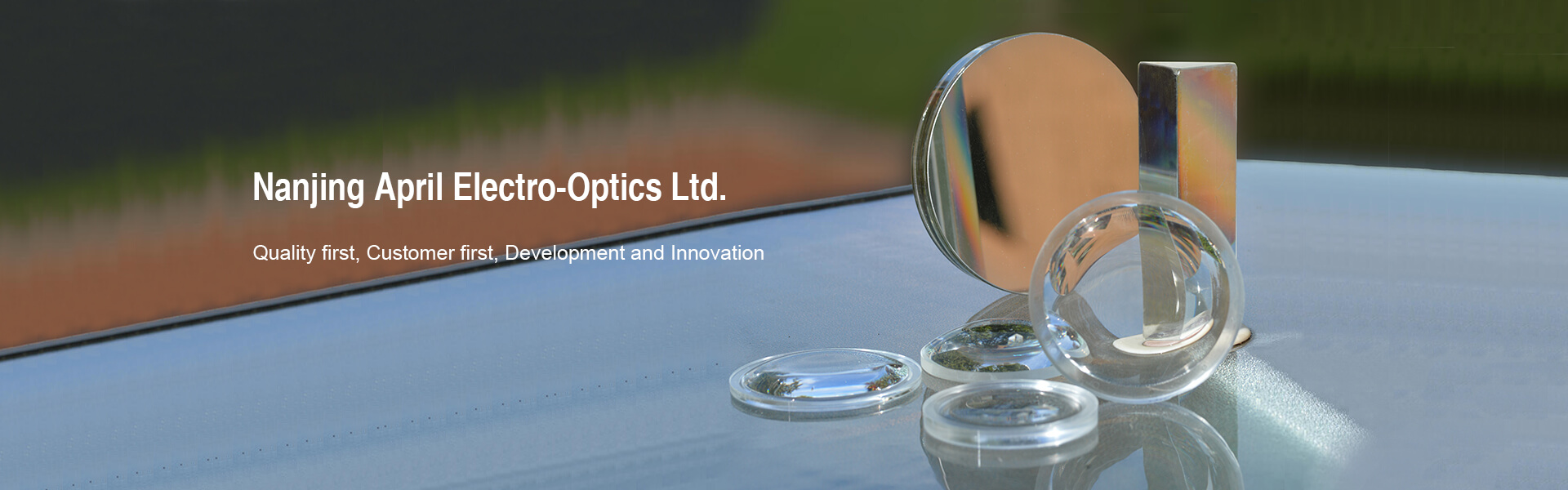 Optical Lenses , Optical Elements , Sapphire Optical Products , Laser